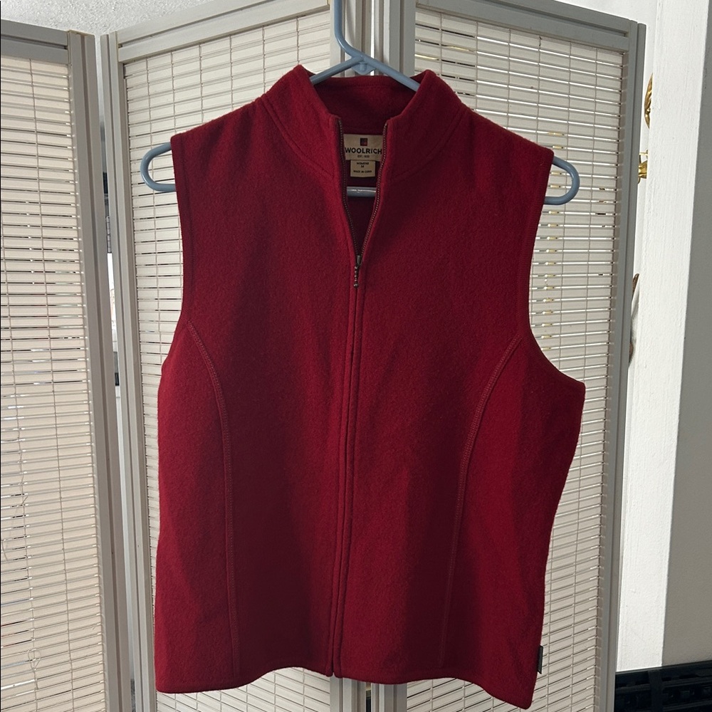 Woolrich Women's Vibrant Red Vest